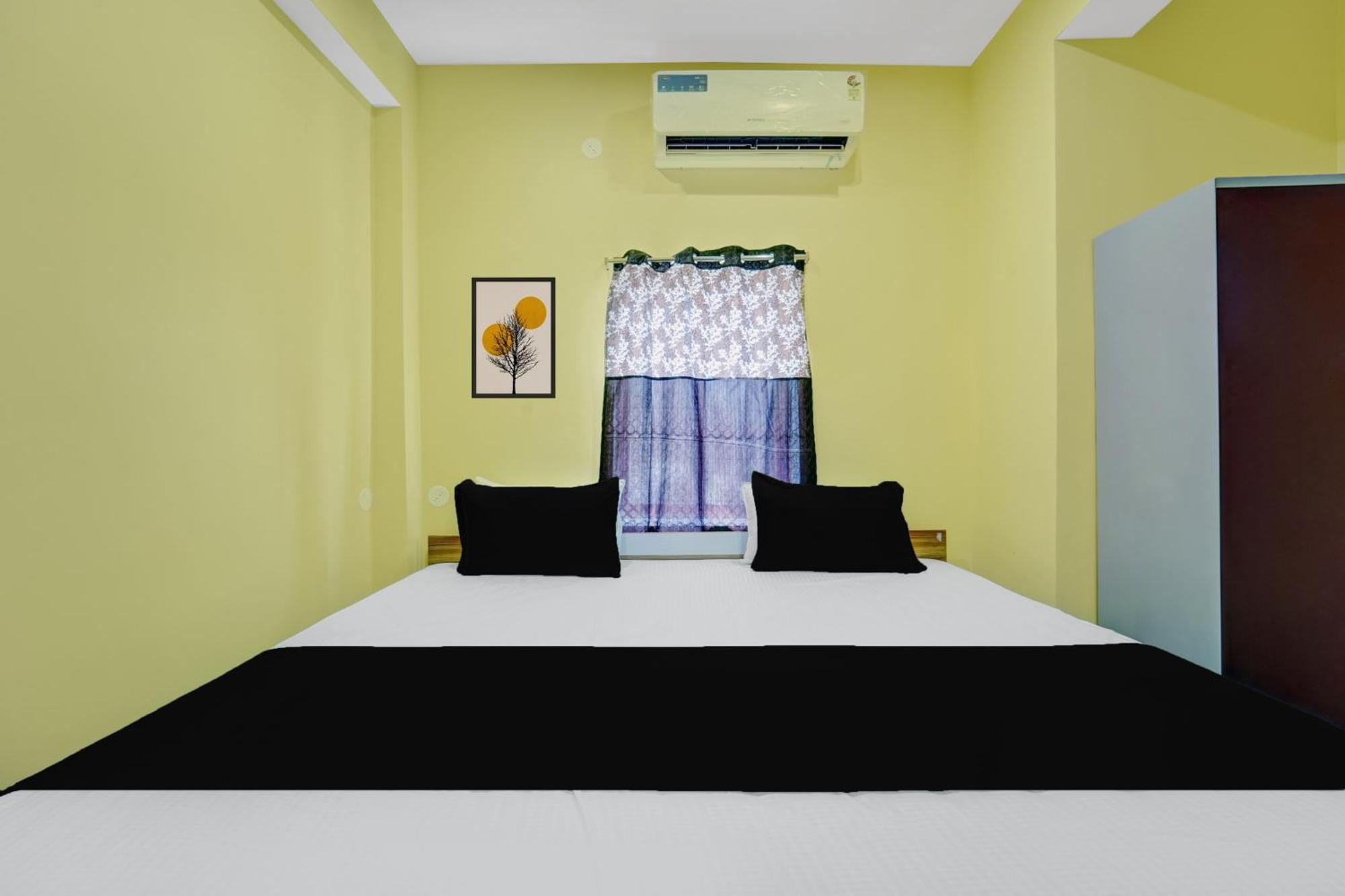 Hotel O Radha Rani Hotel Rajgir Bagian luar foto
