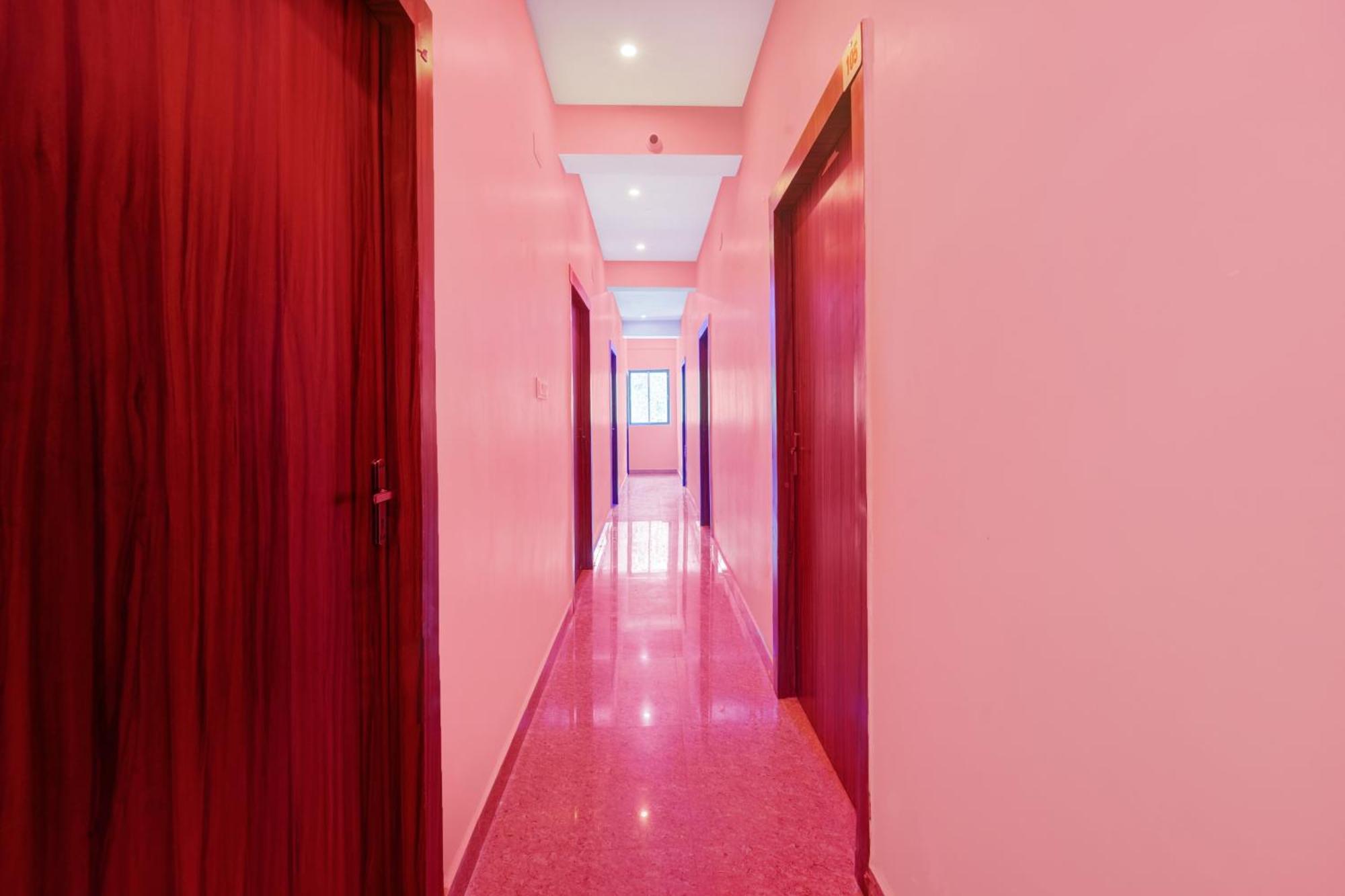 Hotel O Radha Rani Hotel Rajgir Bagian luar foto