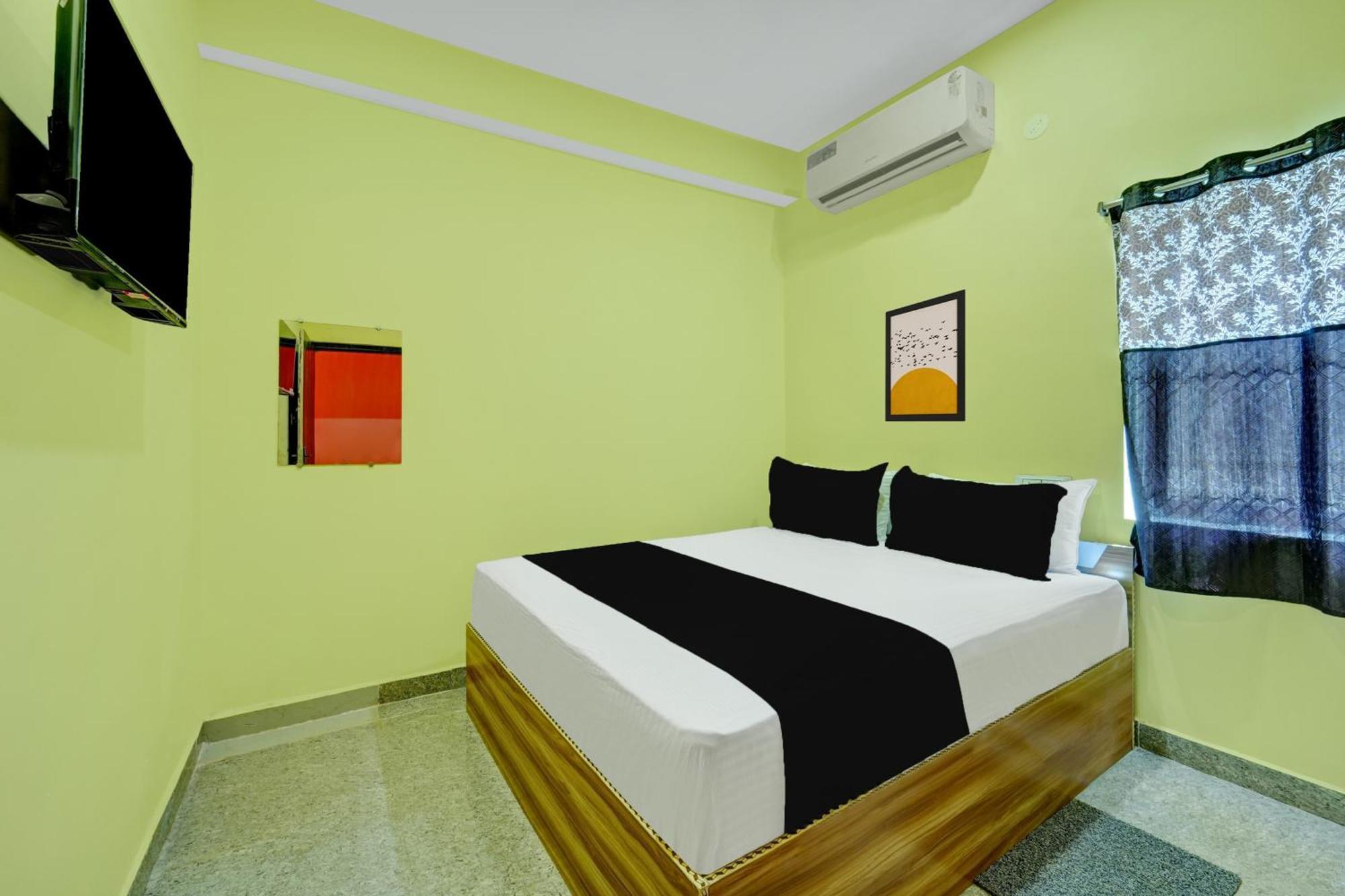 Hotel O Radha Rani Hotel Rajgir Bagian luar foto