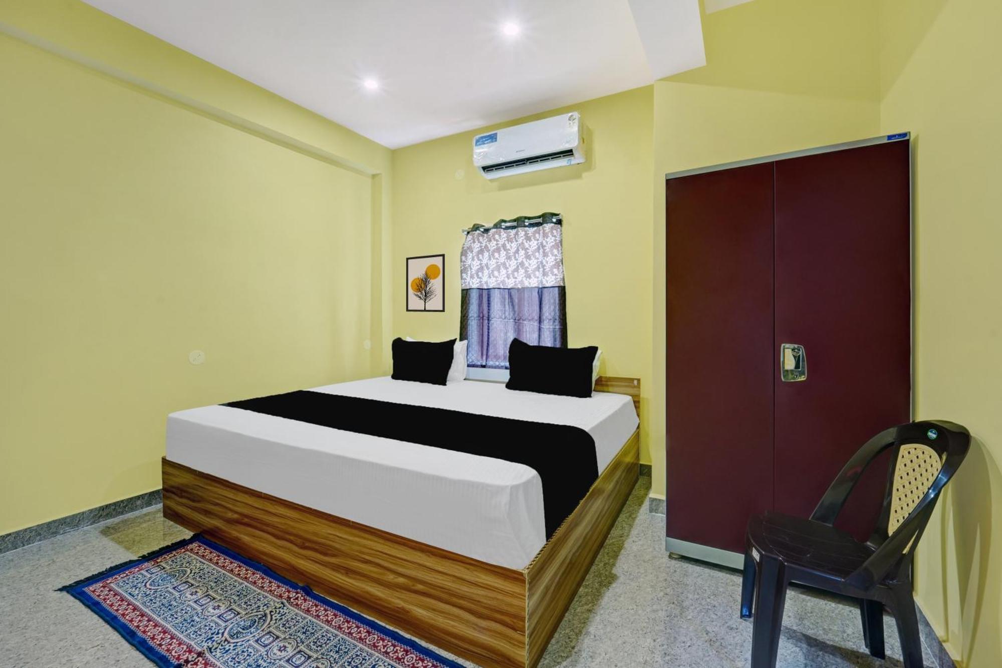 Hotel O Radha Rani Hotel Rajgir Bagian luar foto